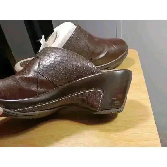 Rialto Size 9 Ladies Fsux Leather Wrap Slip-On Clogs - Picture 6 of 6